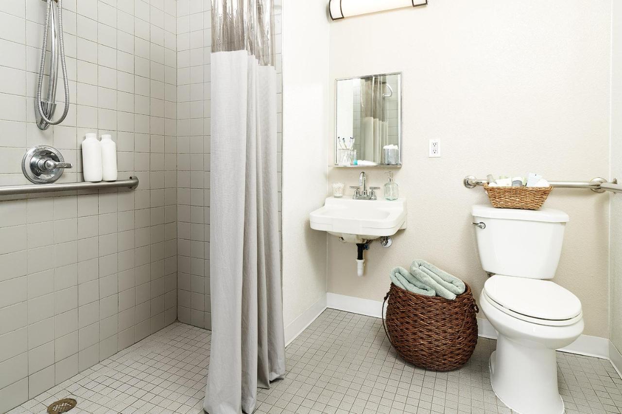 Intown Suites Extended Stay Auburn Al מראה חיצוני תמונה