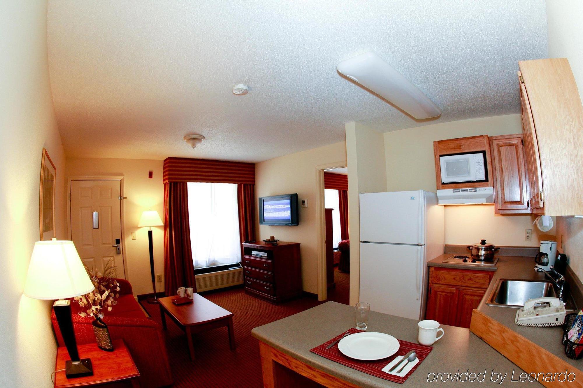 Intown Suites Extended Stay Auburn Al מראה חיצוני תמונה