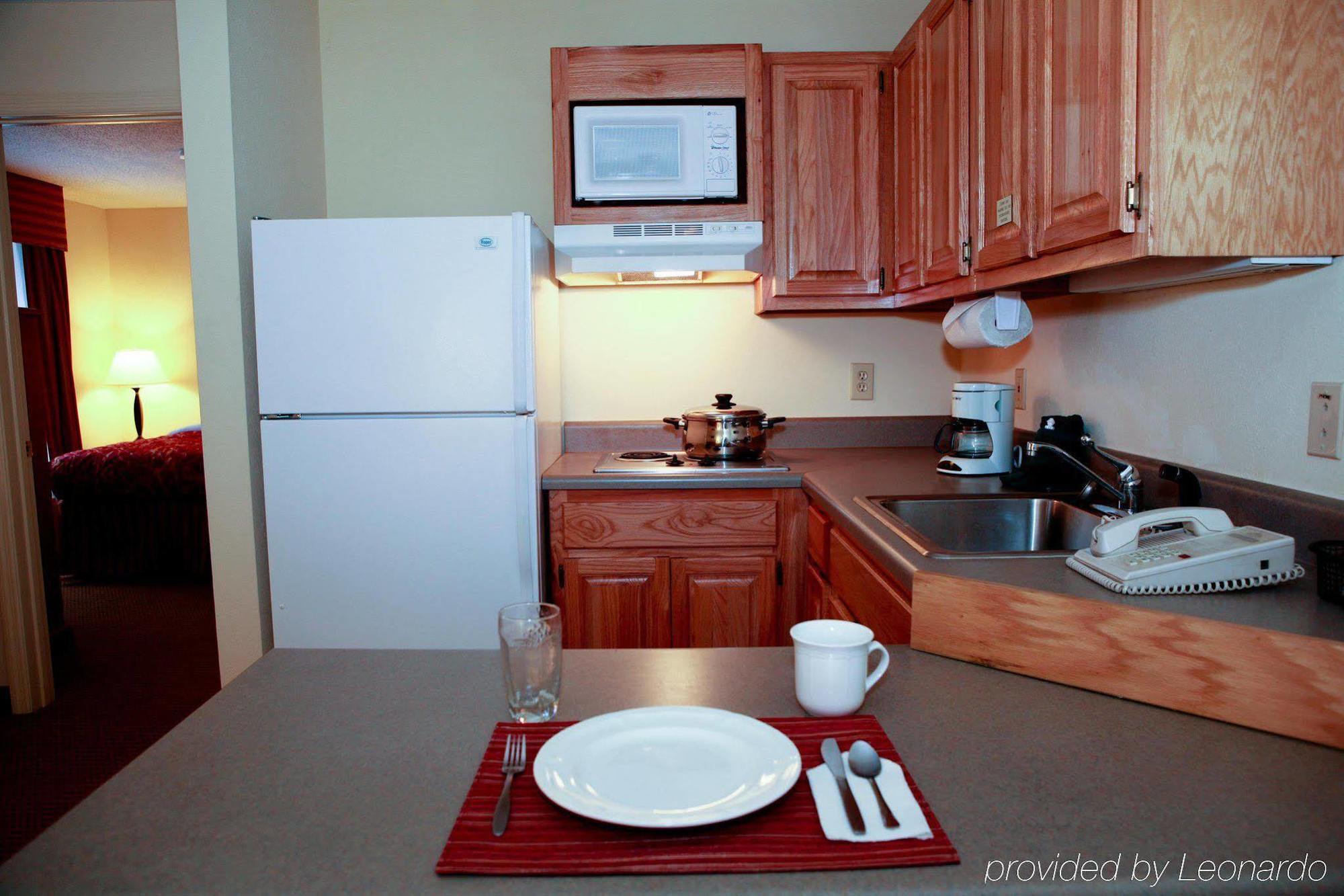 Intown Suites Extended Stay Auburn Al מראה חיצוני תמונה