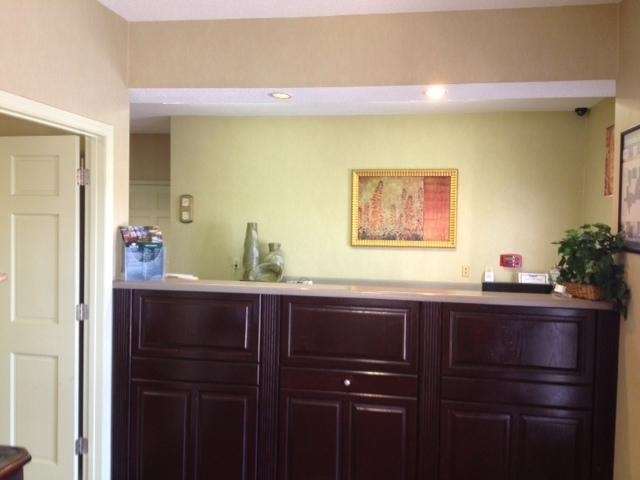 Intown Suites Extended Stay Auburn Al מראה פנימי תמונה